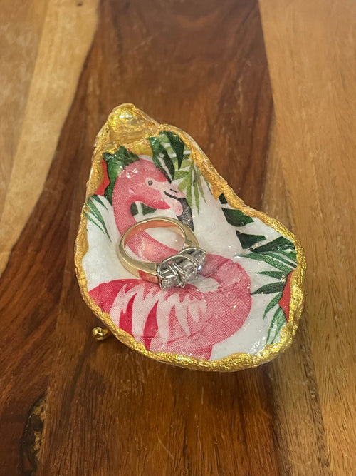 Flamingo Fancy-Gilded Oyster Trinket Dish