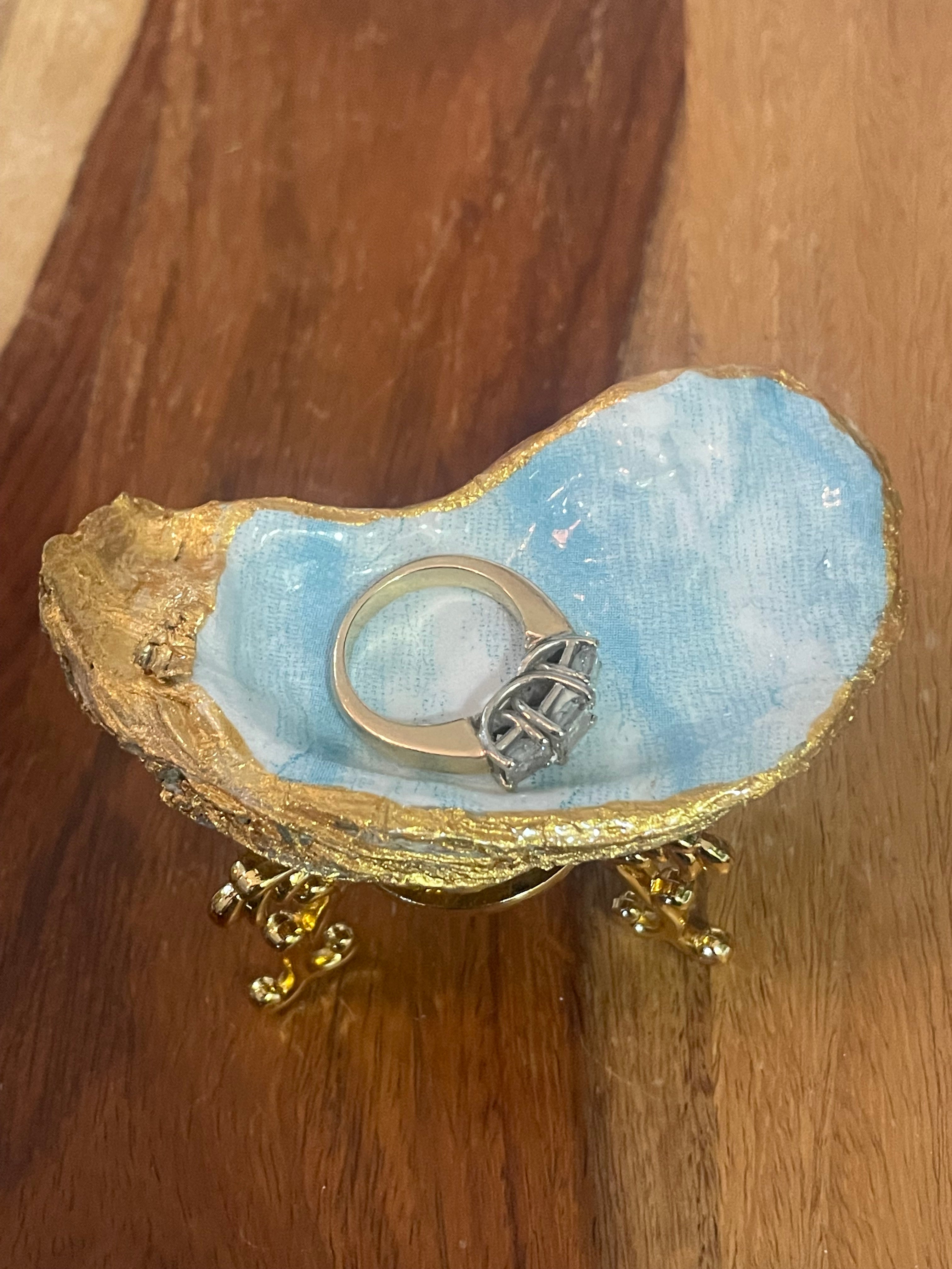 The Shoreline Curio-Gilded Oyster Trinket Dish
