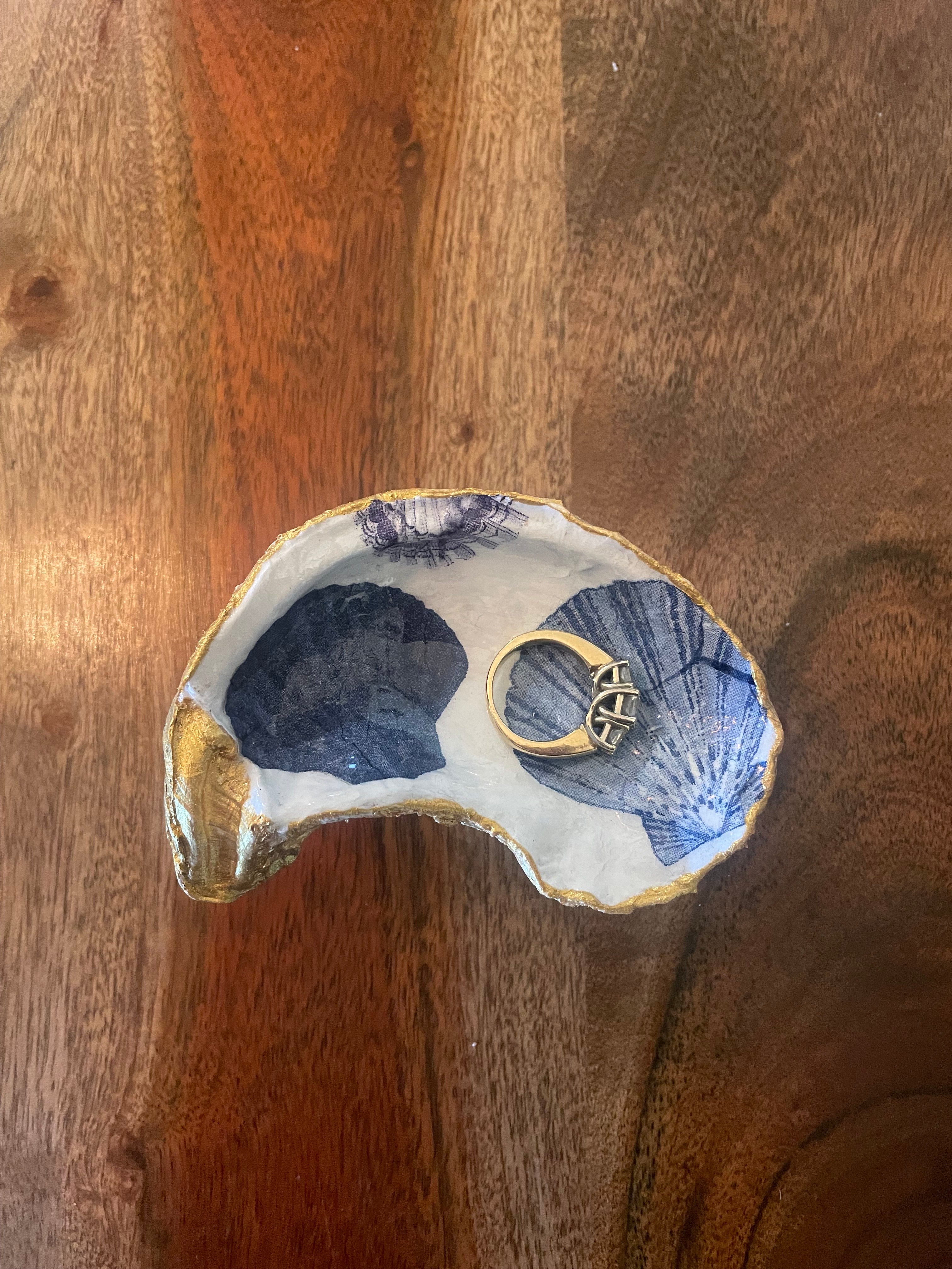 Cobalt Currents Oyster-Gilded Oyster Trinket Dish
