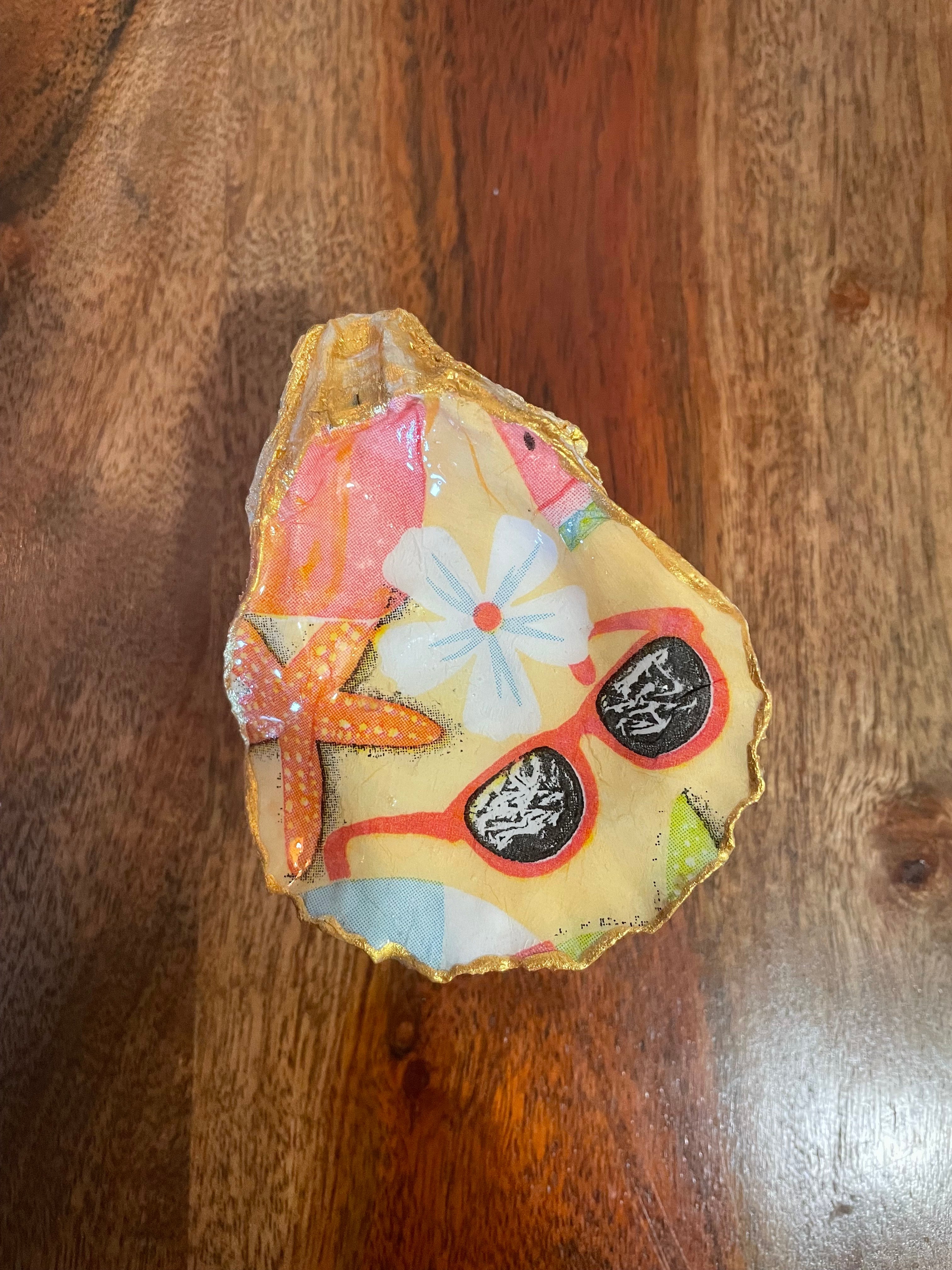 The Vacation Lens-Gilded Oyster Trinket Dish