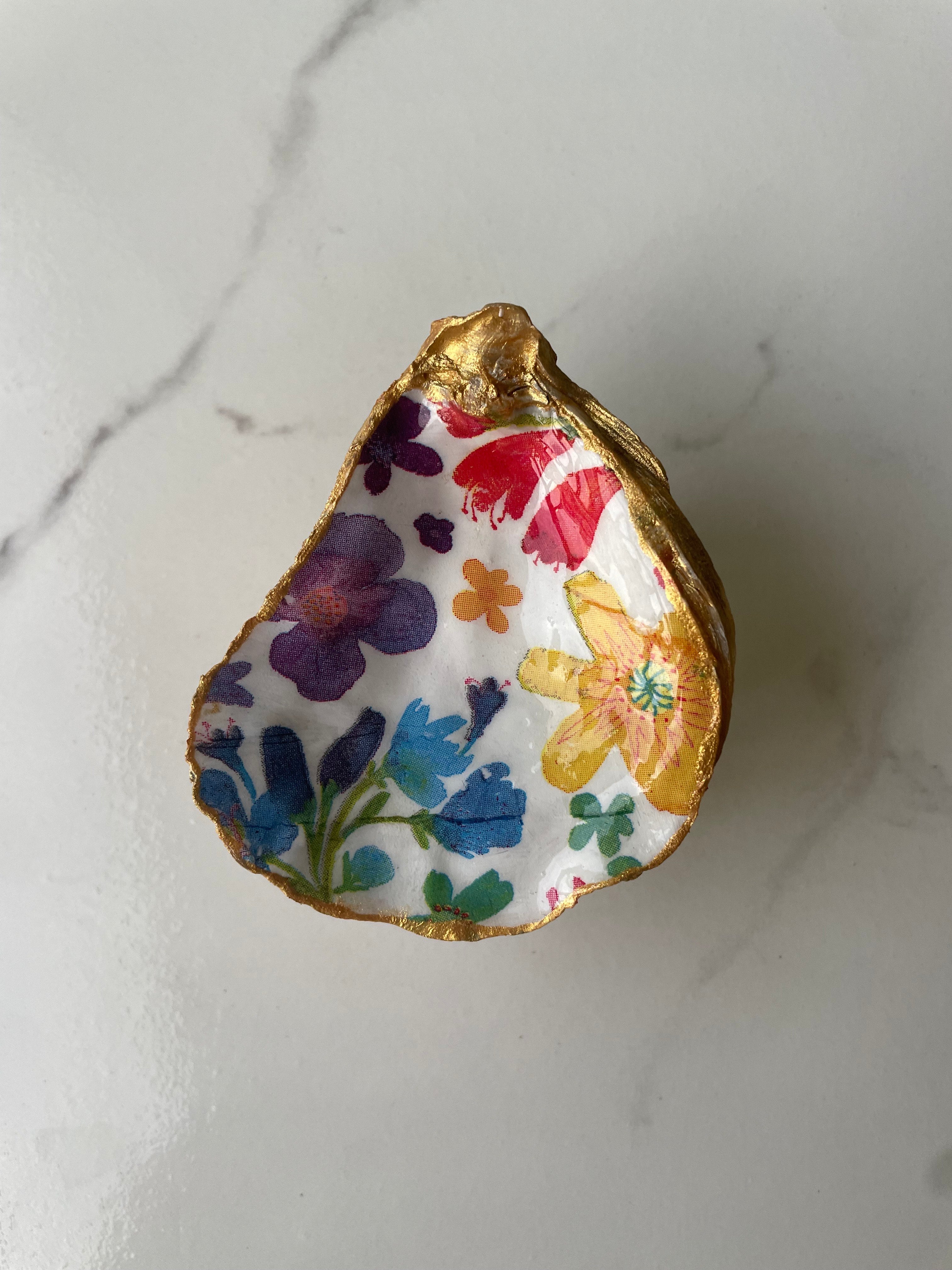 Poppy Fields gilded oyster shell trinket dish with gold paint accent